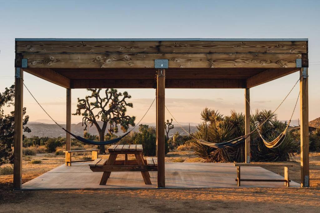 Joshua Tree Hidden Tower * Views - Landmark ยุคคาแวลลีย์ ภายนอก รูปภาพ