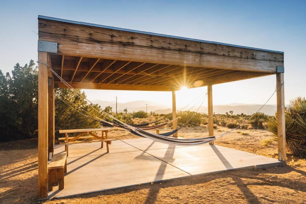 Joshua Tree Hidden Tower * Views - Landmark ยุคคาแวลลีย์ ภายนอก รูปภาพ