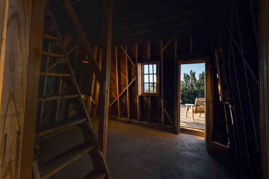 Joshua Tree Hidden Tower * Views - Landmark ยุคคาแวลลีย์ ภายนอก รูปภาพ