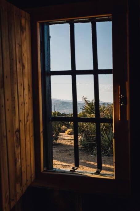 Joshua Tree Hidden Tower * Views - Landmark ยุคคาแวลลีย์ ภายนอก รูปภาพ