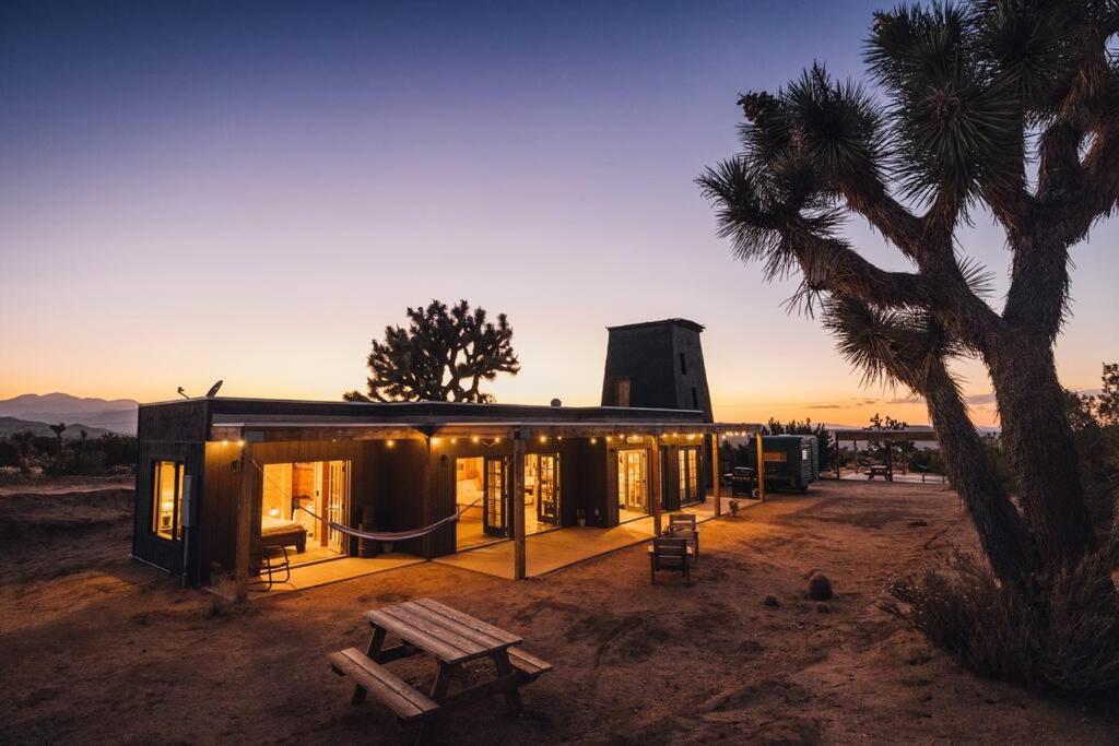 Joshua Tree Hidden Tower * Views - Landmark ยุคคาแวลลีย์ ภายนอก รูปภาพ